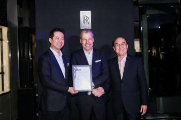 (From left to right) Mr James Hartono, Founder of Shanghai Eurostar Co. Ltd; Mr Torsten Müller-Ötvös, Chief Executive Officer of Rolls-Royce Motor Cars, and Mr Karsono Kwee, Executive Chairman of Eurokars Group at the opening of the Rolls-Royce Motor Cars Dealership in Shanghai in 2019.