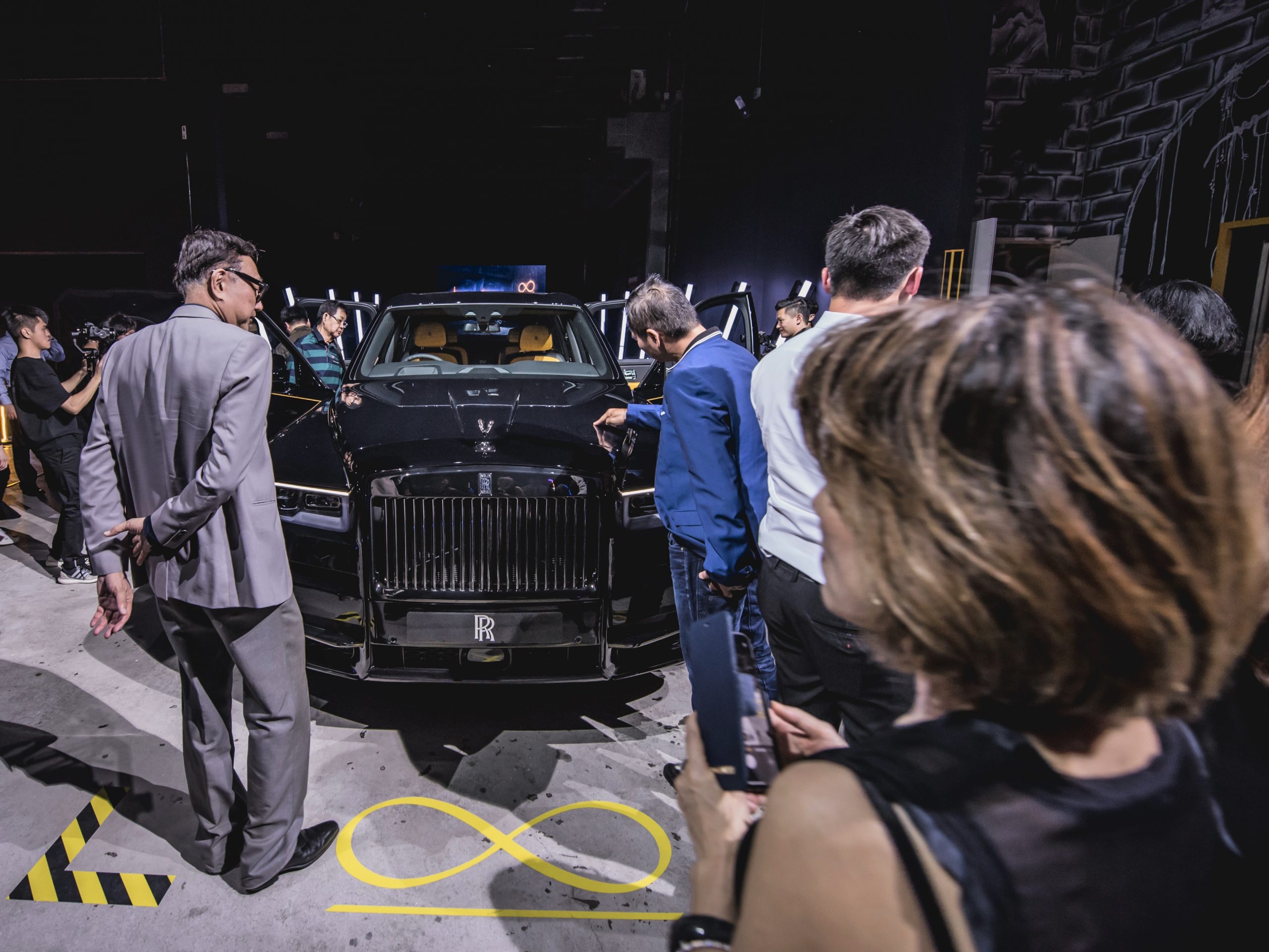 The guests had the opportunity to view the Roll-Royce Black Badge Cullinan up close